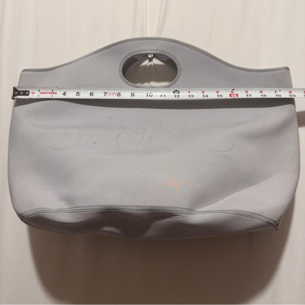 NWT SKIMS Elegant Gray Women's Tote Bag - Picture 3 of 11